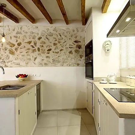 Casa Guiraud, Cosy And Welcoming Townhouse * Pollenca