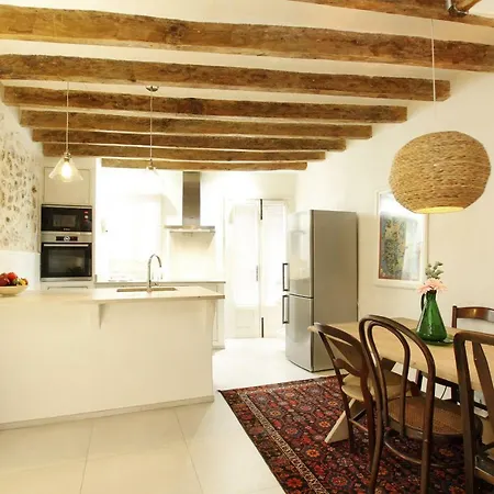 Dom wakacyjny Casa Guiraud, Cosy And Welcoming Townhouse