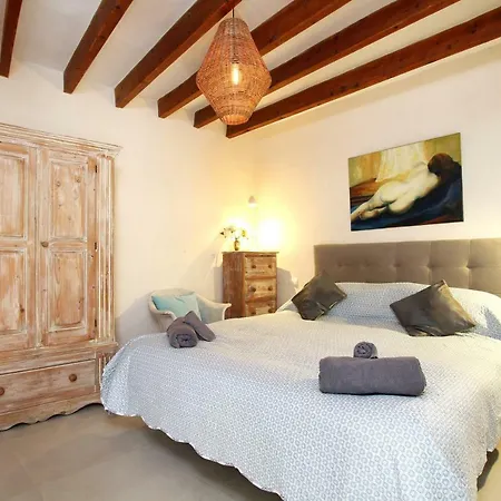 Casa Guiraud, Cosy And Welcoming Townhouse Pollença