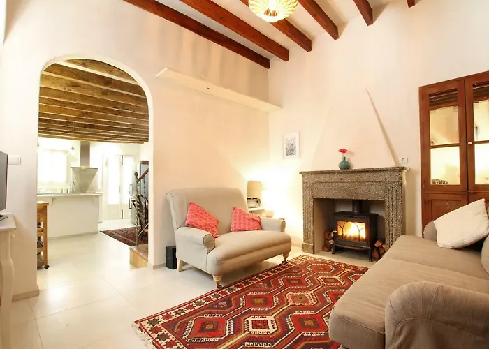 Casa Guiraud, Cosy And Welcoming Townhouse *