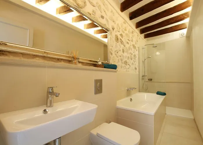 Casa Guiraud, Cosy And Welcoming Townhouse * Pollença