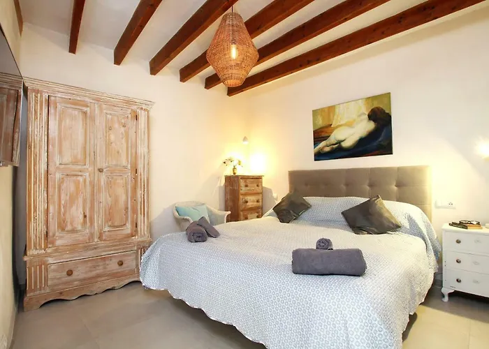 Casa Guiraud, Cosy And Welcoming Townhouse Pollença