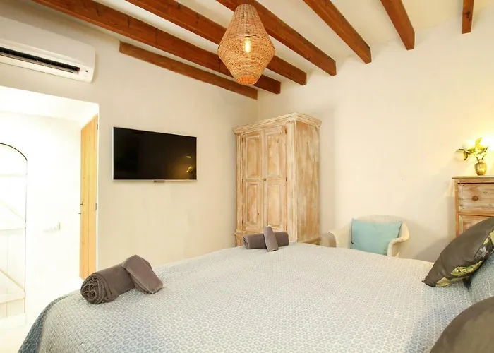 Casa Guiraud, Cosy And Welcoming Townhouse Pollença