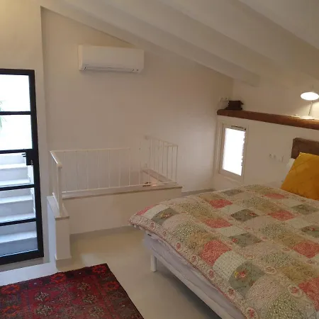 Casa Guiraud, Cosy And Welcoming Townhouse Prázdninový dům Pollença