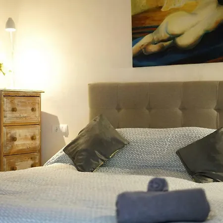 Prázdninový dům Casa Guiraud, Cosy And Welcoming Townhouse *